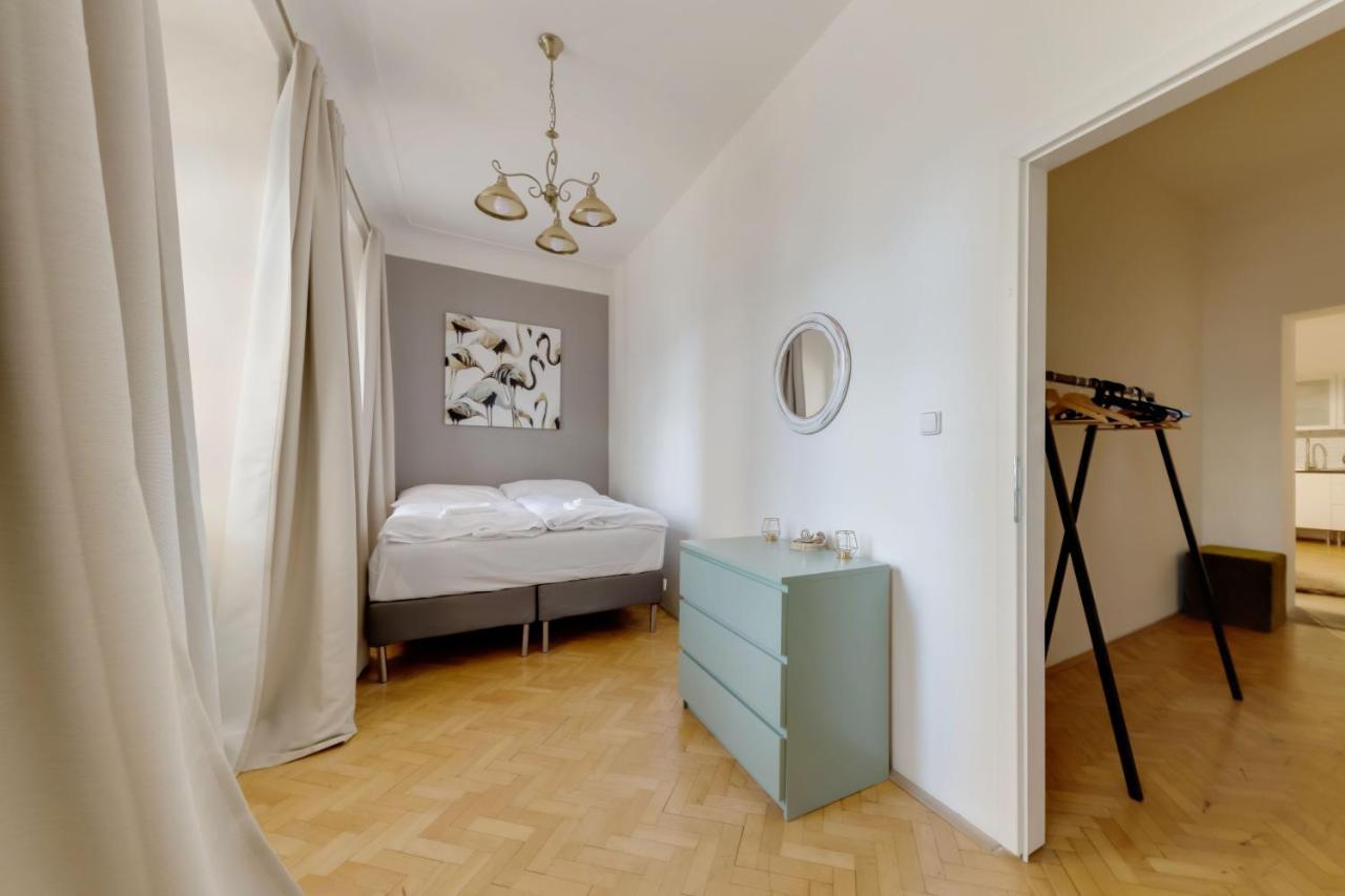 Curiosity Apartments Praga Exterior foto